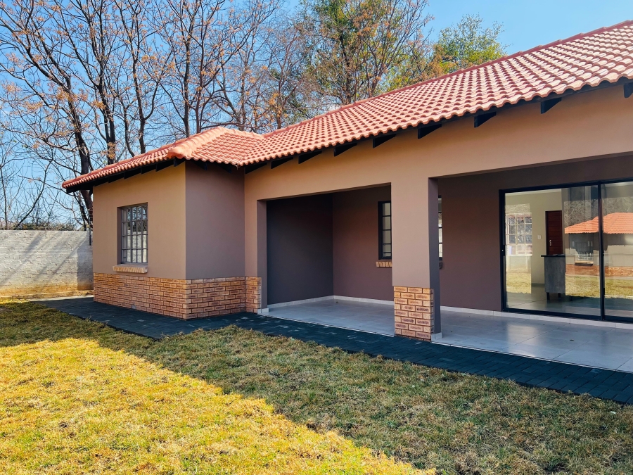 3 Bedroom Property for Sale in Waterval East North West